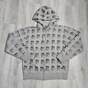 Vintage Y2K FAMOUS STARS AND STRAPS AOP Logo Grey Zip Up Hoodie Skater All Over